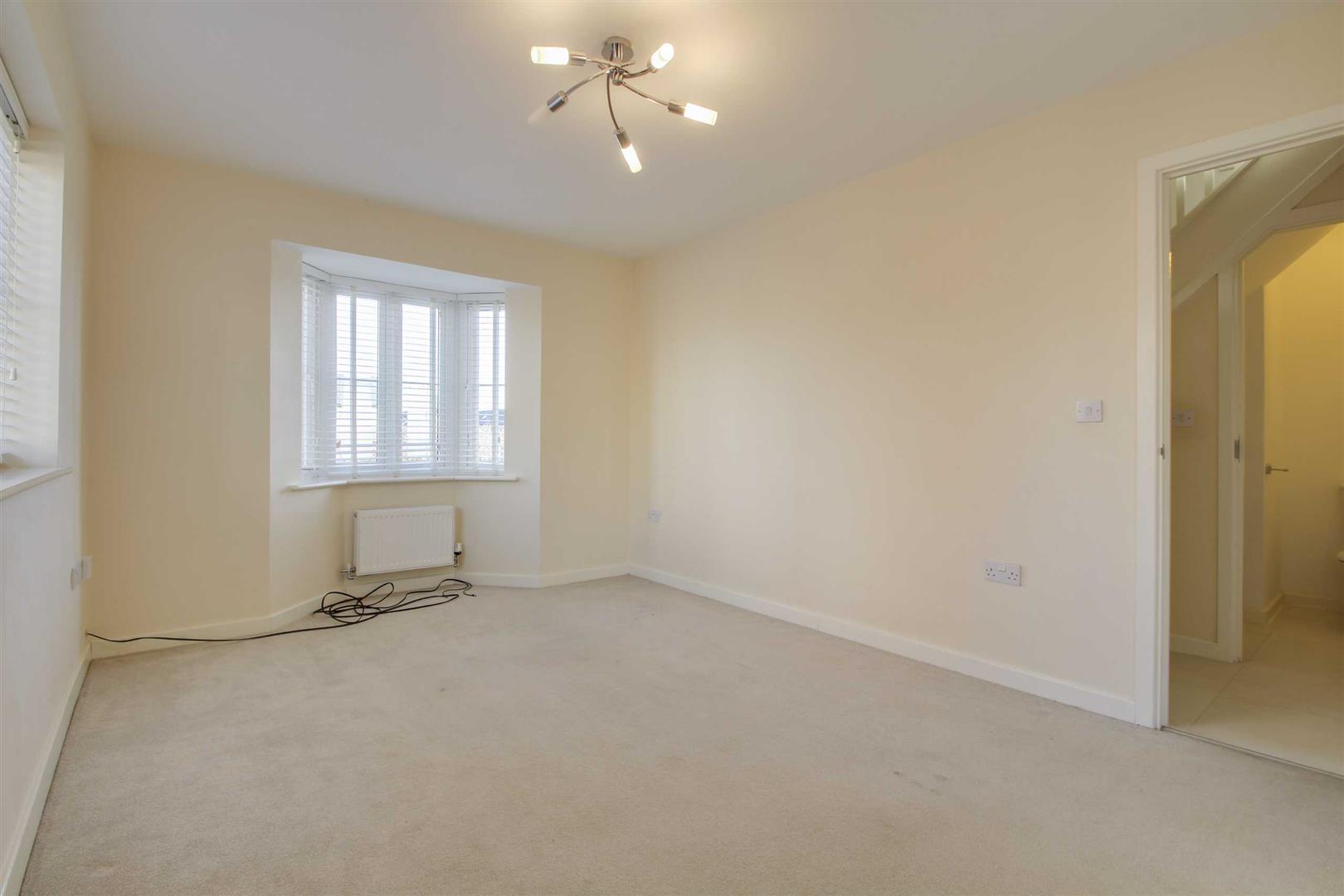 Swaledale End, Oakridge Park, Milton Keynes